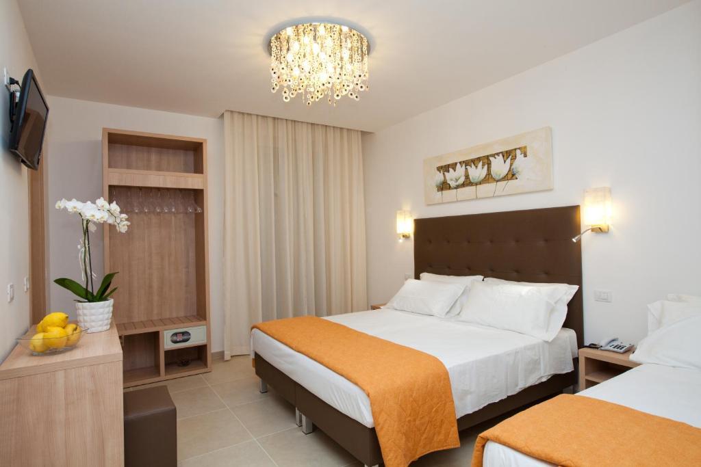 Hotel Ristorante Cesare 사이비그나노수르루비코니 외부 사진
